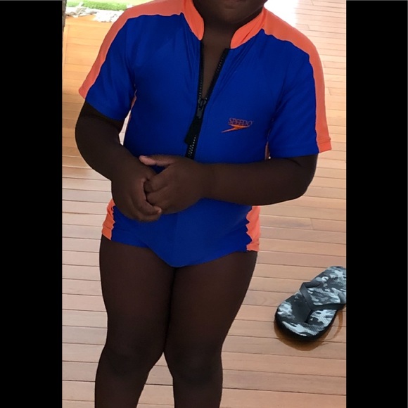 Speedo swimming suit - Picture 5 of 5